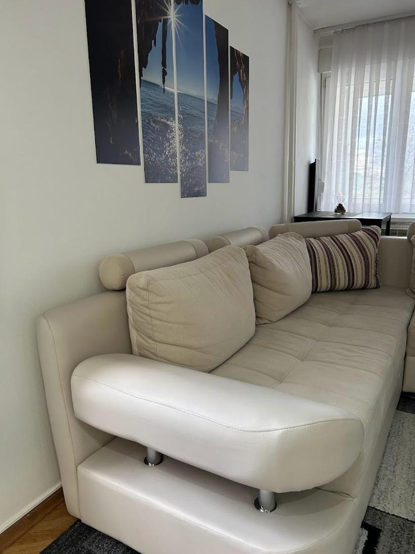 Apartmán Tina Karlovac Exteriér fotografie