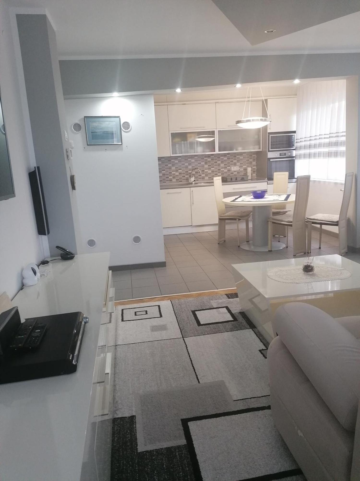 Apartmán Tina Karlovac Exteriér fotografie